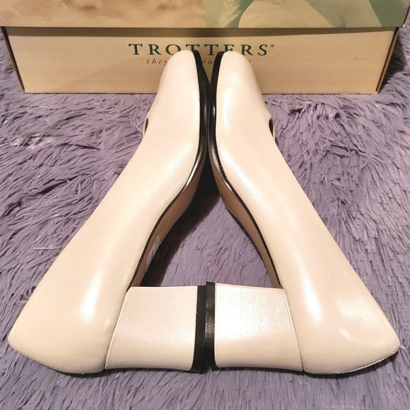 Trotters May White Pearl Block Heels - Picture 4 of 5